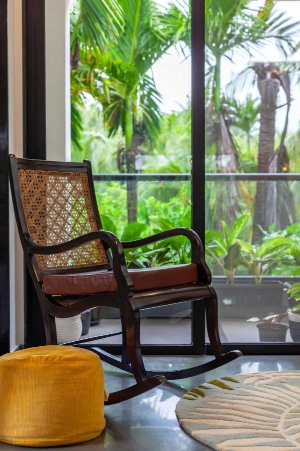 Villa Sereno By Stayvista - An Elegant And Entertaining Retreat Featuring A Swimming Pool, Outdoor Jacuzzi, Modern Interiors, And A Snooker Table Alībāg Eksteriør bilde